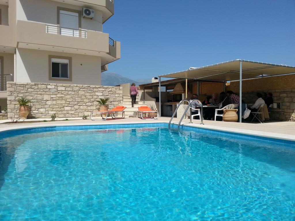Elpidis Villa كوكينوس بيرغوس المظهر الخارجي الصورة