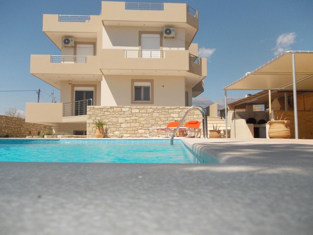Elpidis Villa كوكينوس بيرغوس المظهر الخارجي الصورة
