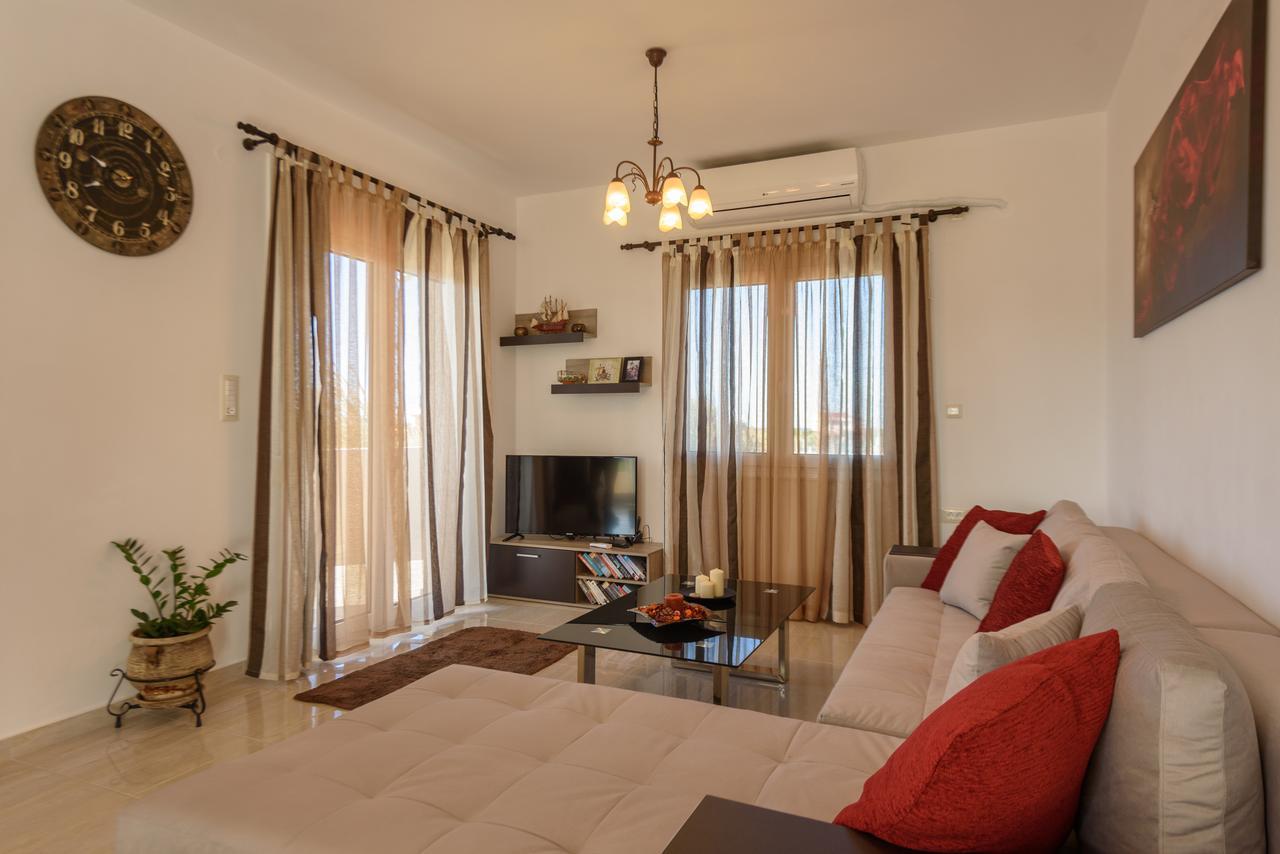 Elpidis Villa كوكينوس بيرغوس المظهر الخارجي الصورة