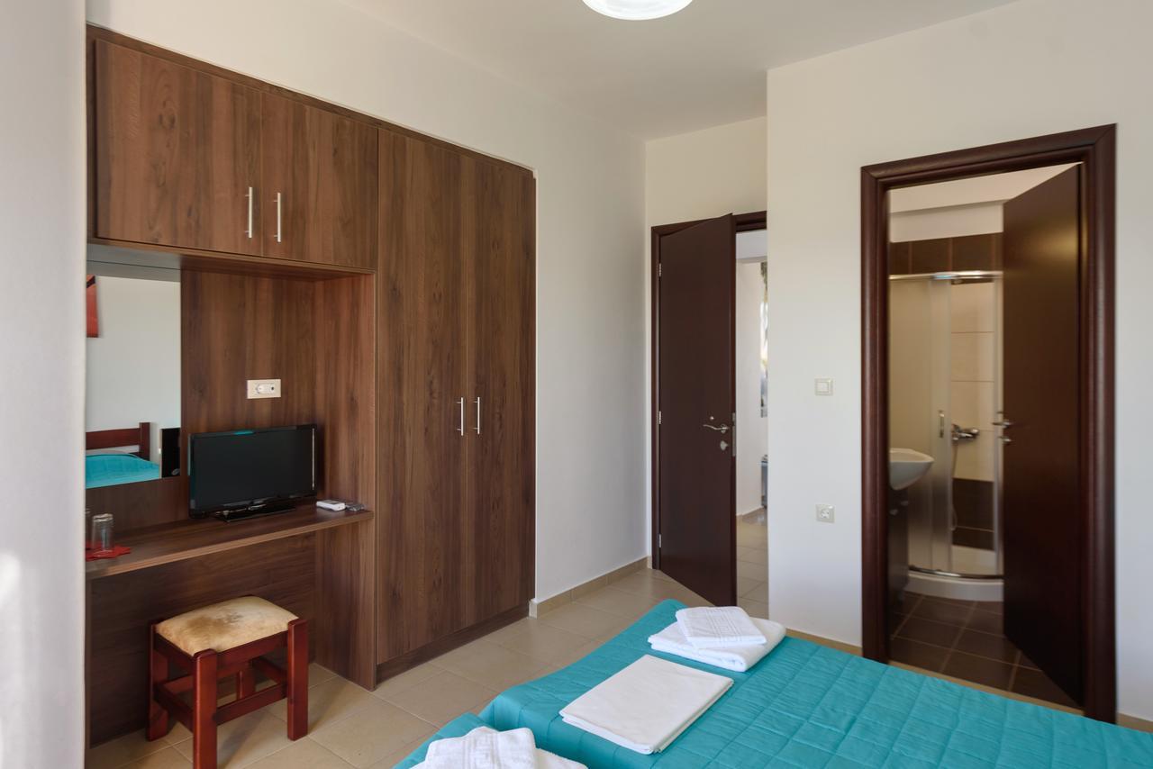 Elpidis Villa كوكينوس بيرغوس المظهر الخارجي الصورة